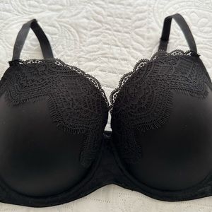 Victoria Secret Underwire Bra